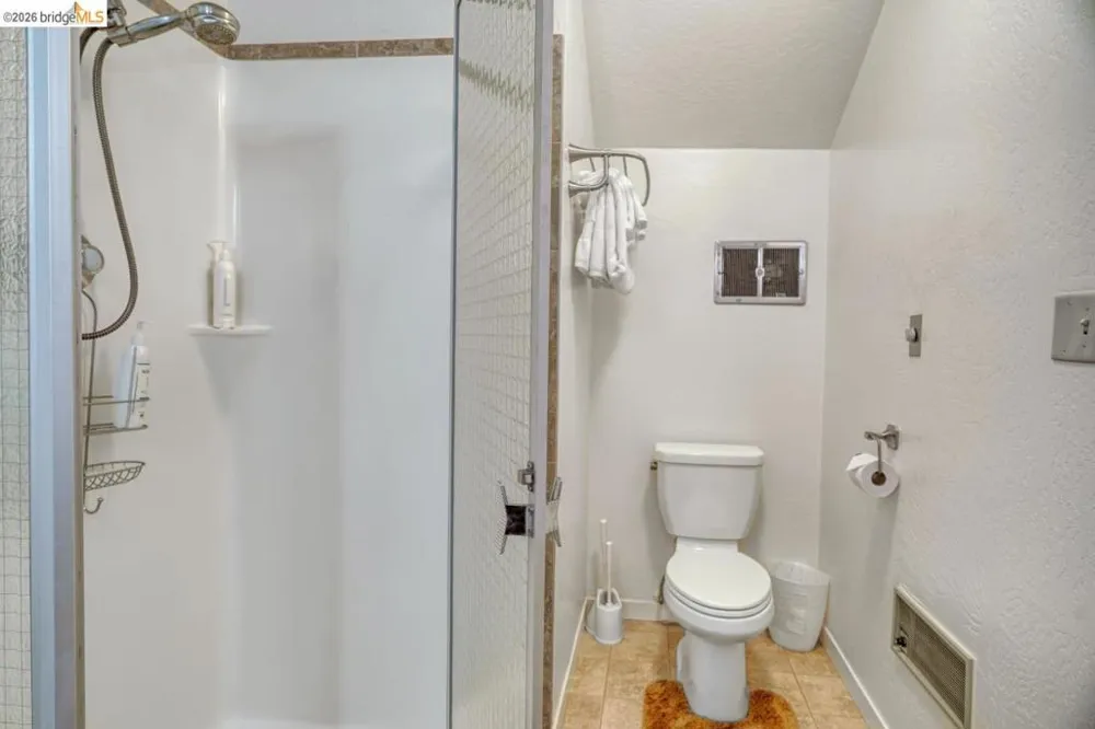 20901 Big Foot Ct. Groveland, CA 95321
