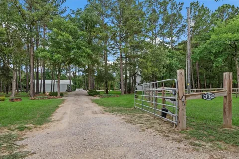 9536 County Road 208
