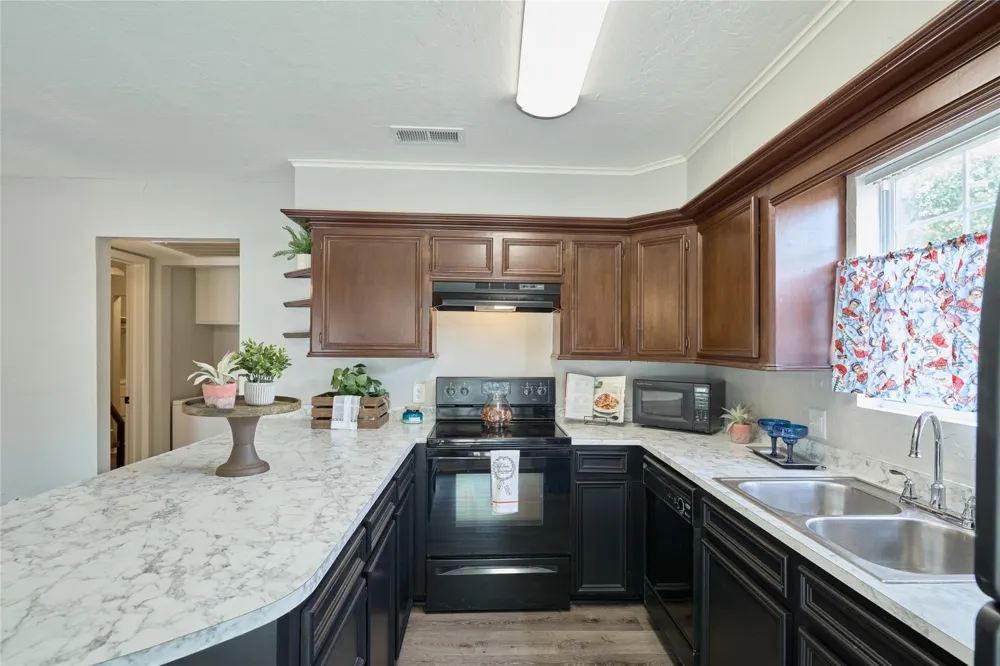 45 Harbour Row Drive Coldspring, TX 77331