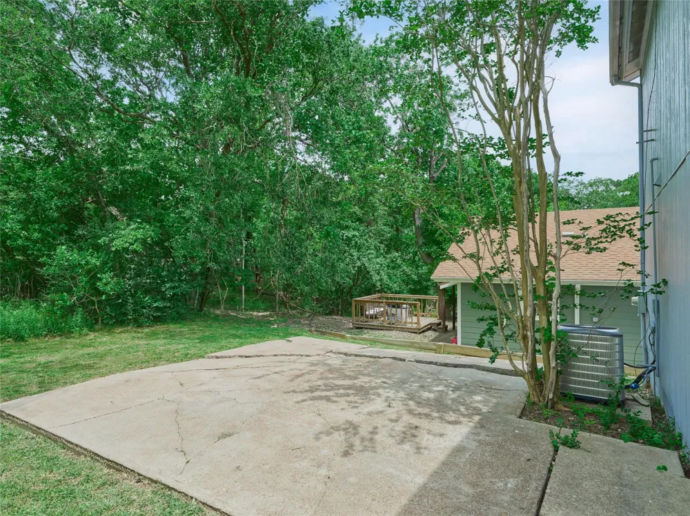 45 Harbour Row Drive Coldspring, TX 77331