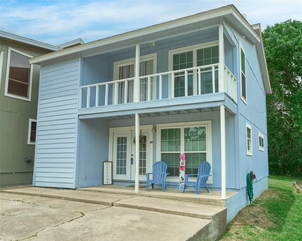 45 Harbour Row Drive Coldspring, TX 77331