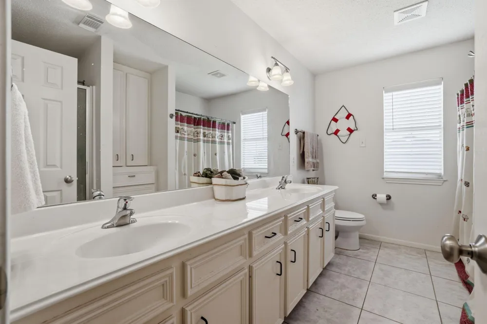 166 Sand Shoals Road Freeport, TX 77541