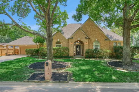 423 Pine Edge Drive