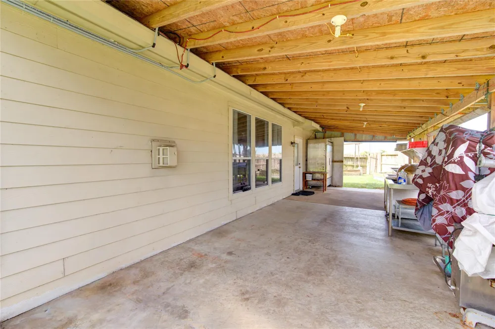702 Hollyhock Drive Stafford, TX 77477