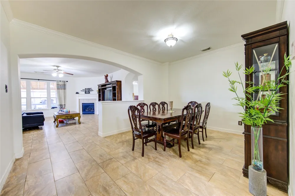 702 Hollyhock Drive Stafford, TX 77477