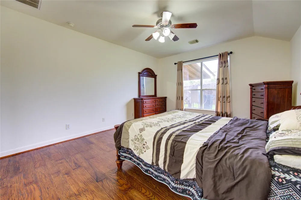 702 Hollyhock Drive Stafford, TX 77477