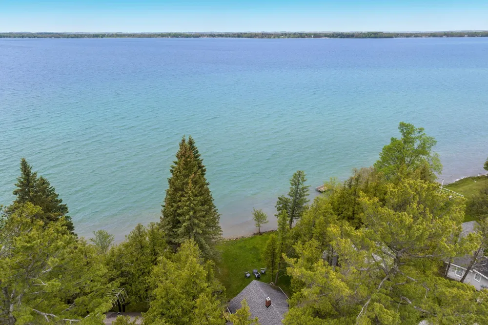 8834 Cedar Street Milton Township, MI 49676
