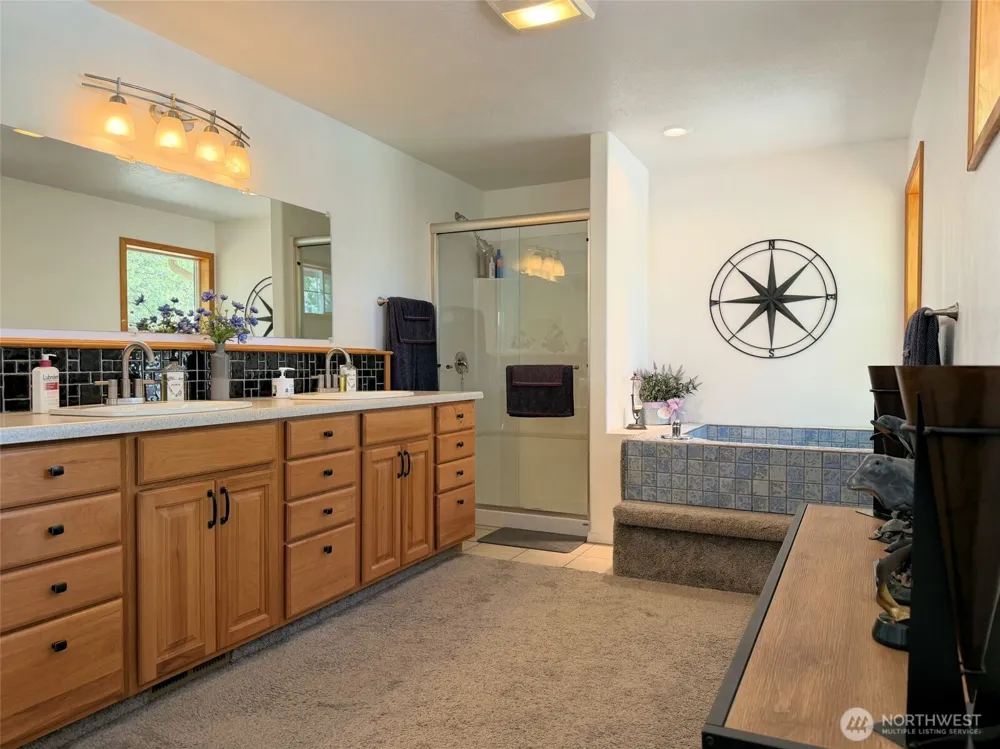 32765 Rays Place Davenport, WA 99122