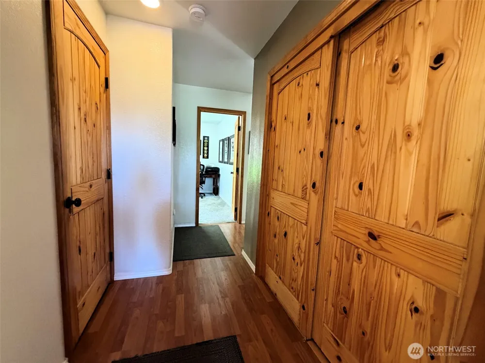 32765 Rays Place Davenport, WA 99122