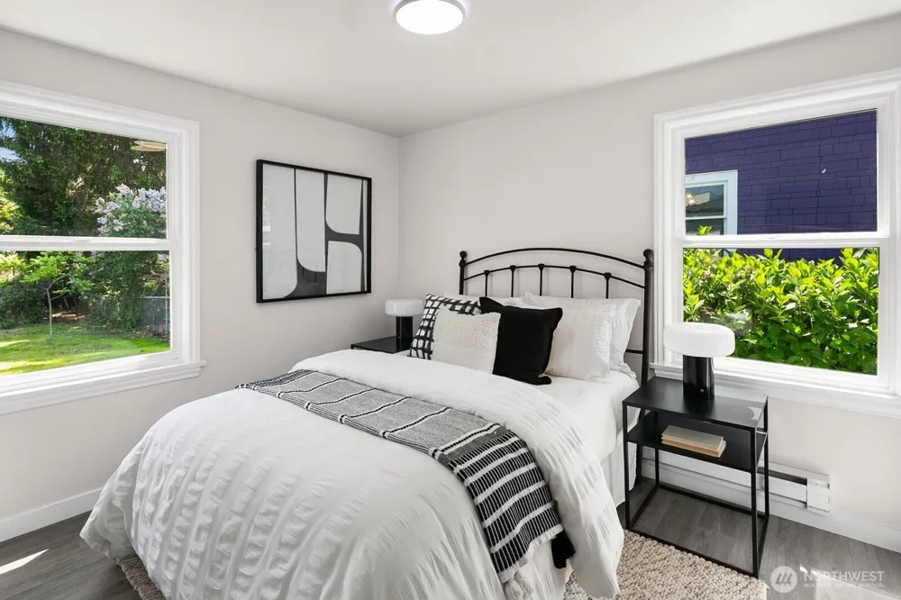 9032 15th Avenue SW Seattle, WA 98106