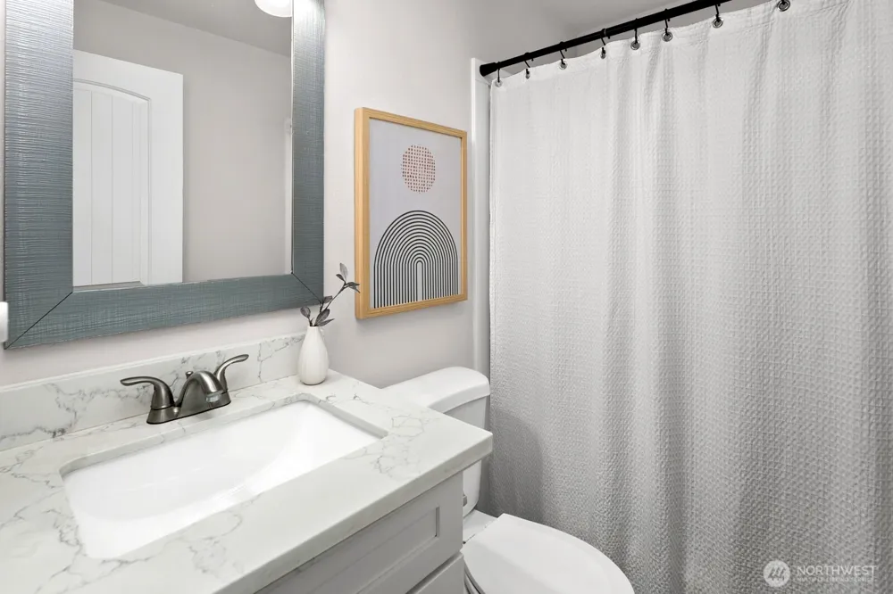 9032 15th Avenue SW Seattle, WA 98106