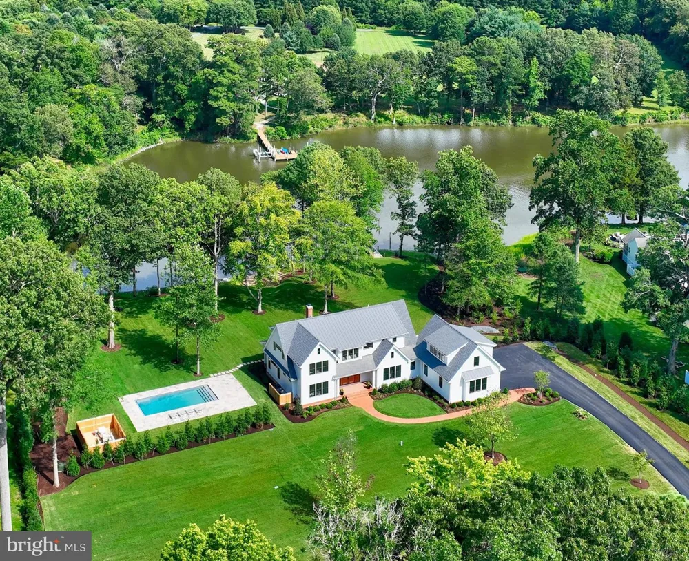 8051 LEEHAVEN ROAD Easton, MD 21601