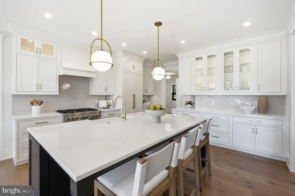 8051 LEEHAVEN ROAD Easton, MD 21601