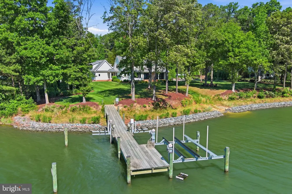 8051 LEEHAVEN ROAD Easton, MD 21601