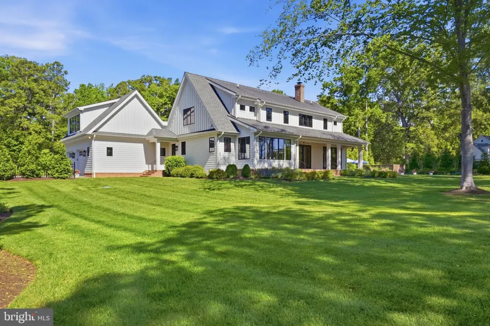 8051 LEEHAVEN ROAD Easton, MD 21601