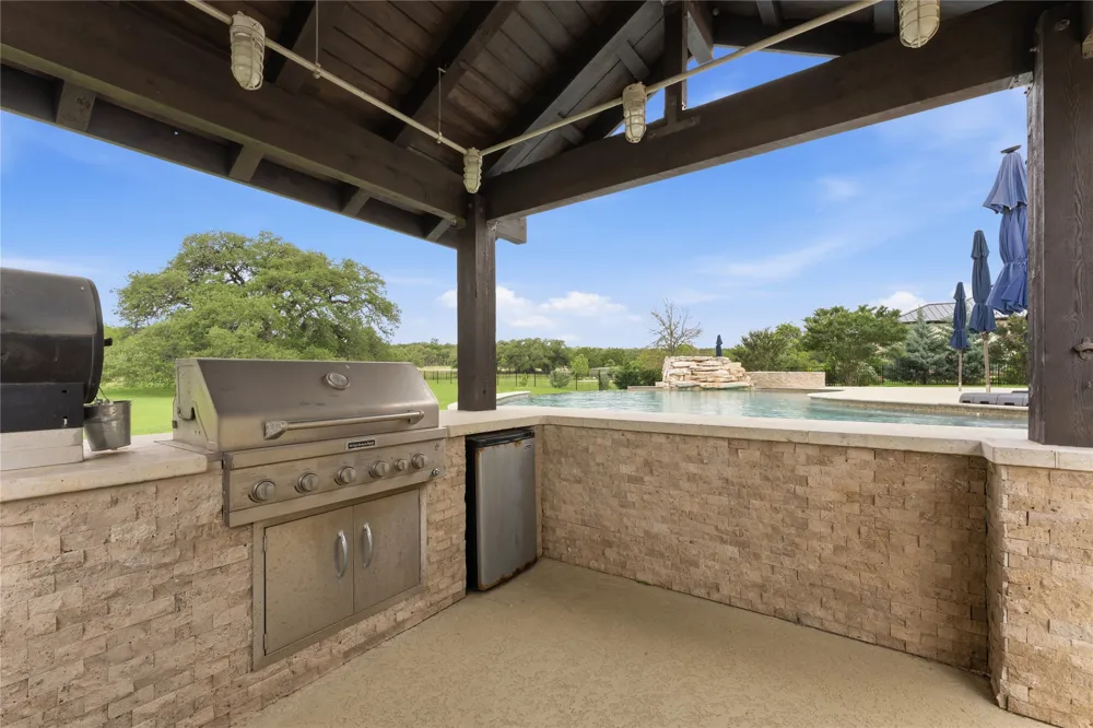 119 Hidden Canyon Cove Driftwood, TX 78619
