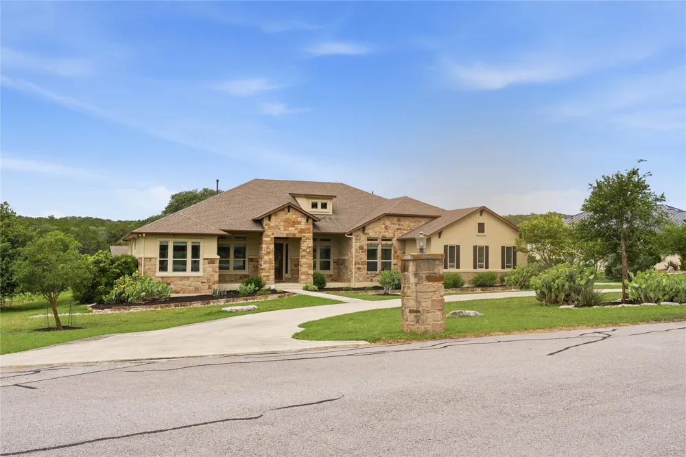 119 Hidden Canyon Cove Driftwood, TX 78619