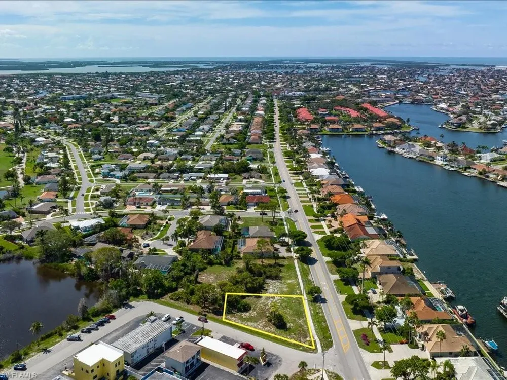 395 Bald Eagle Drive Marco Island, FL 34145