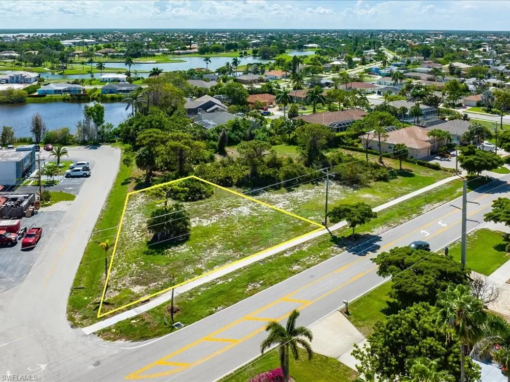 395 Bald Eagle Drive Marco Island, FL 34145
