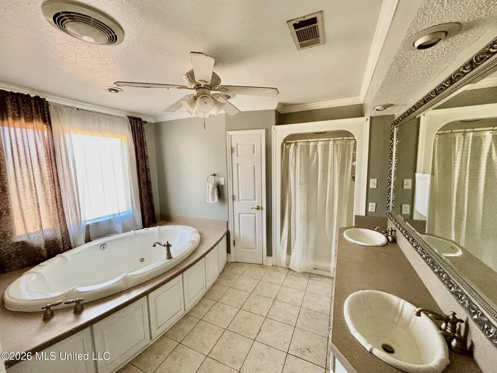 5014 Leatherwood Road Tylertown, MS 39667