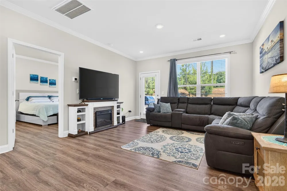 4192 Steel Way Sherrills Ford, NC 28673