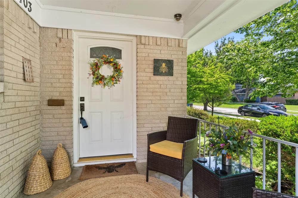 7103 Wake Forrest Drive Dallas, TX 75214