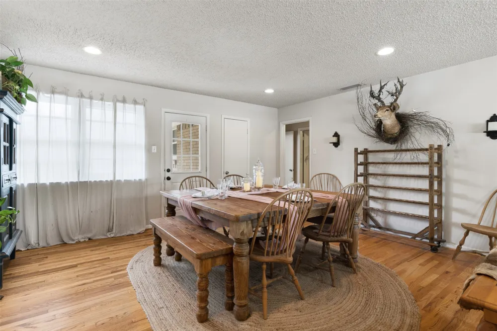 7103 Wake Forrest Drive Dallas, TX 75214