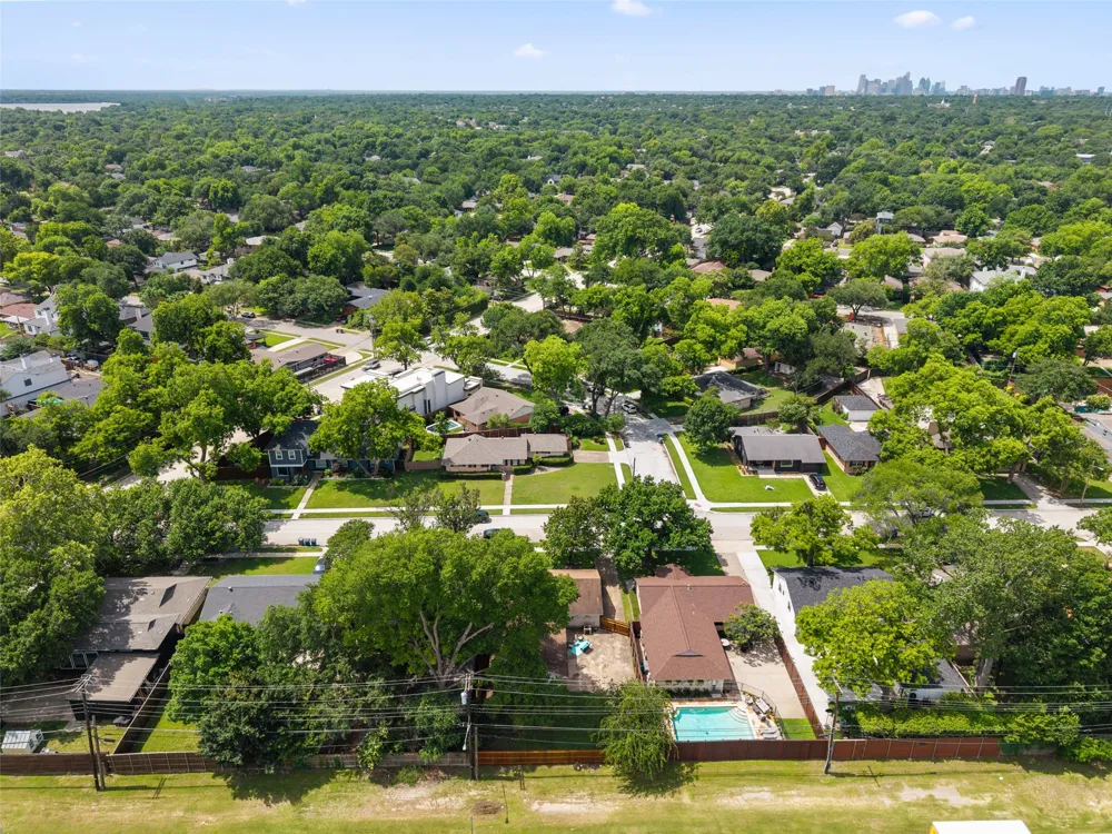 7103 Wake Forrest Drive Dallas, TX 75214