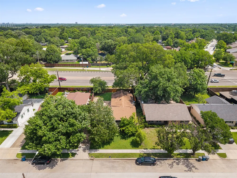 7103 Wake Forrest Drive Dallas, TX 75214
