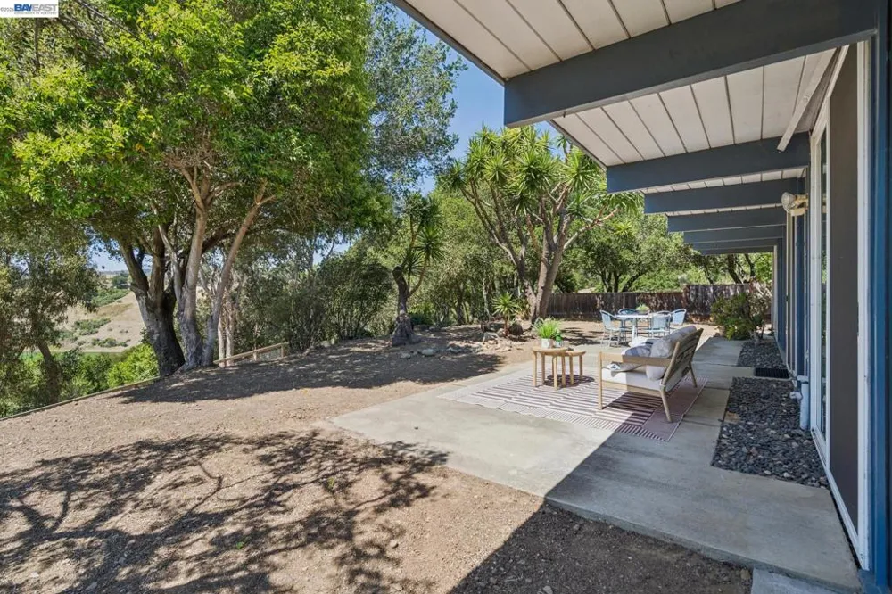 5314 Crown Ct Castro Valley, CA 94552