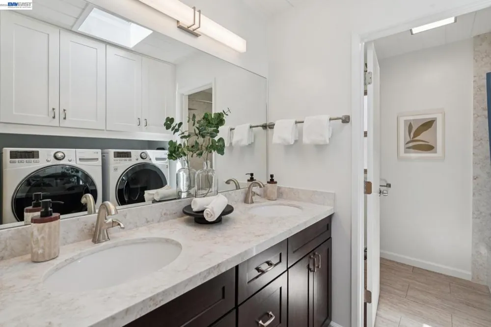 5314 Crown Ct Castro Valley, CA 94552