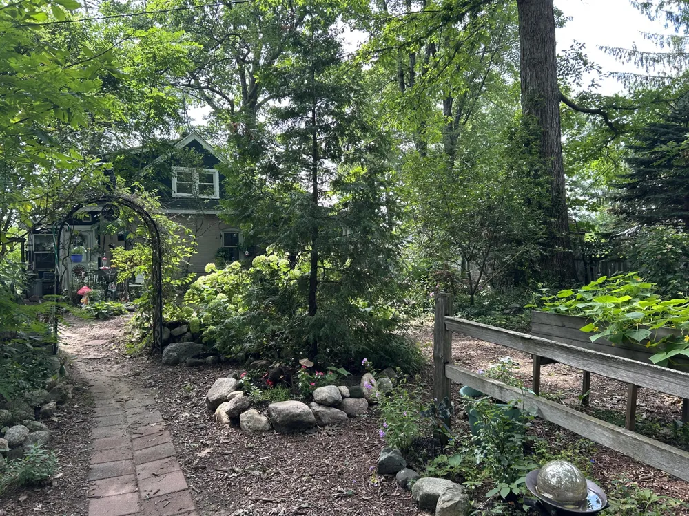 5289 High Tower Lake Road Hesperia, MI 49421