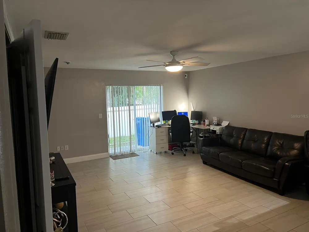 8423 EDGEWATER PLACE BOULEVARD Tampa, FL 33615
