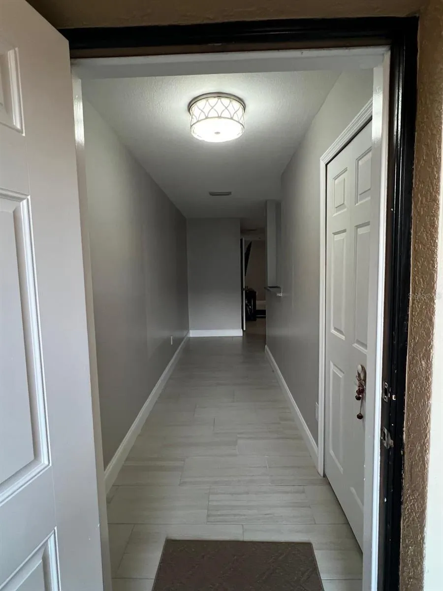 8423 EDGEWATER PLACE BOULEVARD Tampa, FL 33615