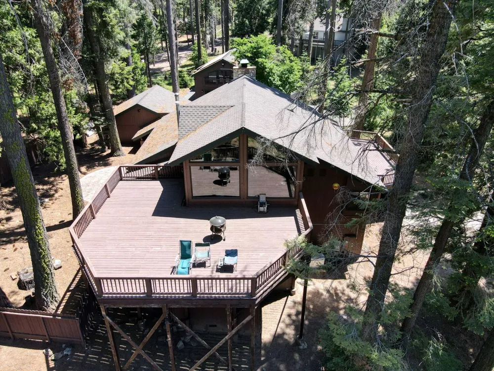 39145 Checkerbloom Lane Shaver Lake, CA 93664