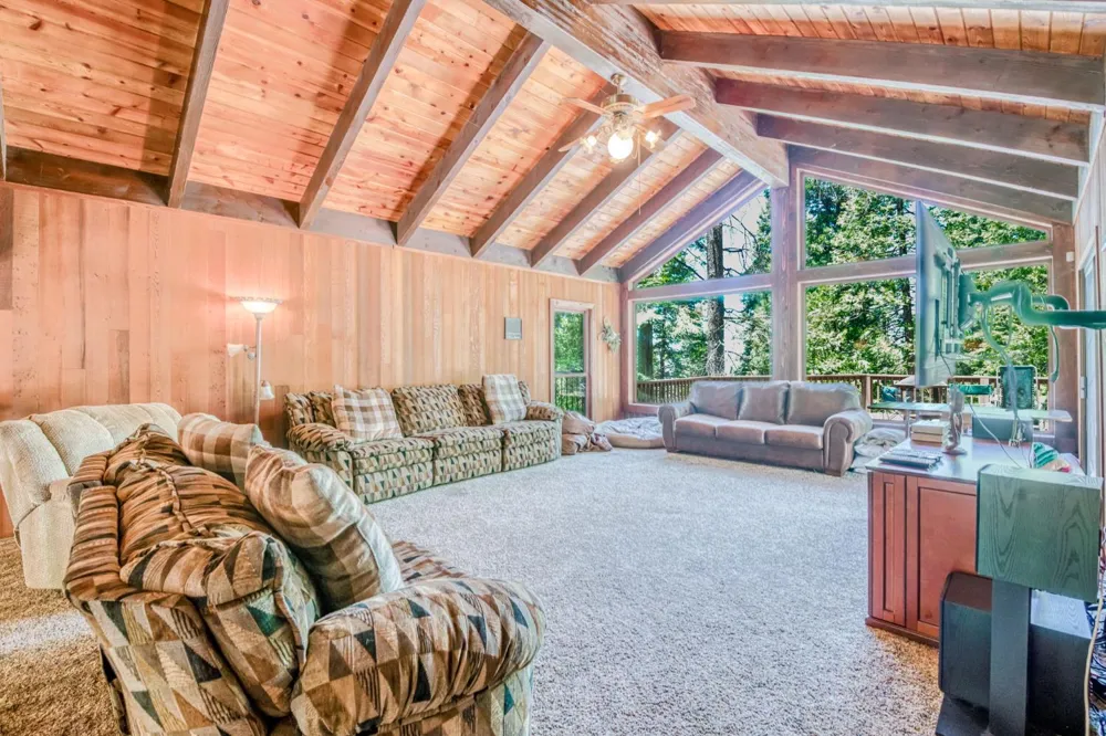 39145 Checkerbloom Lane Shaver Lake, CA 93664