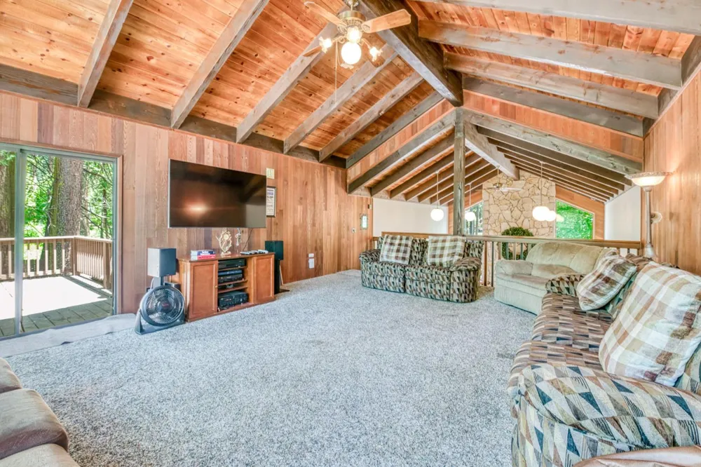39145 Checkerbloom Lane Shaver Lake, CA 93664