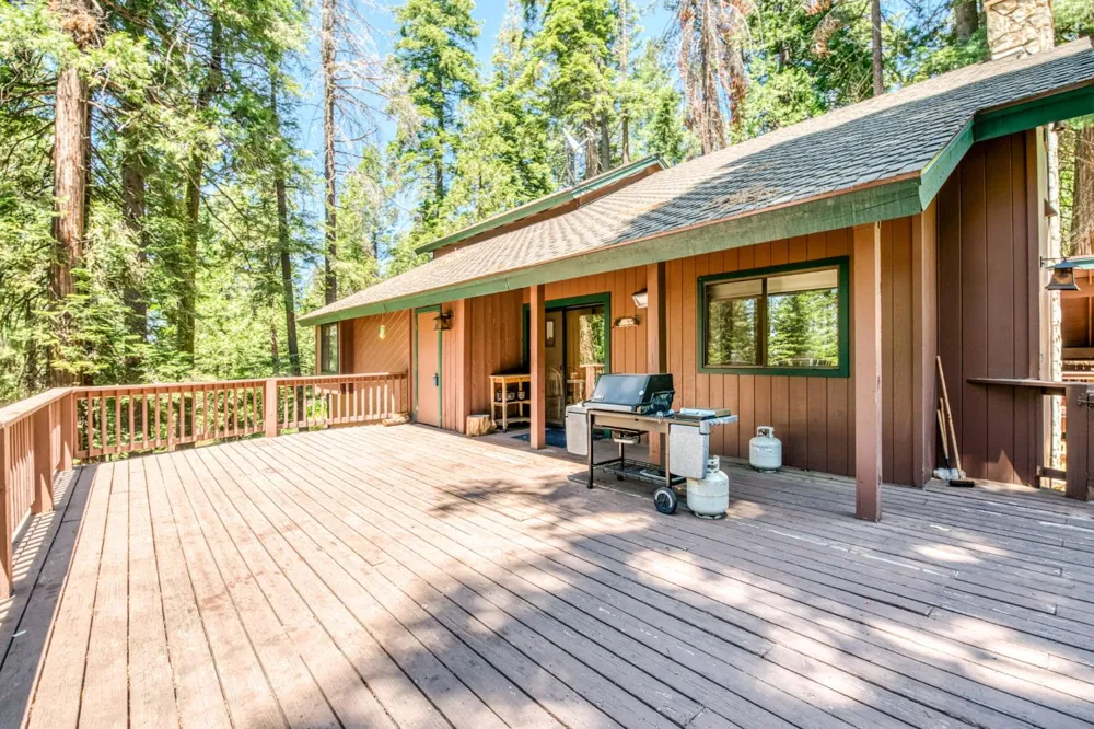 39145 Checkerbloom Lane Shaver Lake, CA 93664