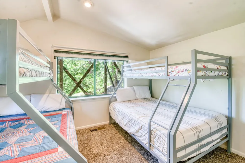 39145 Checkerbloom Lane Shaver Lake, CA 93664