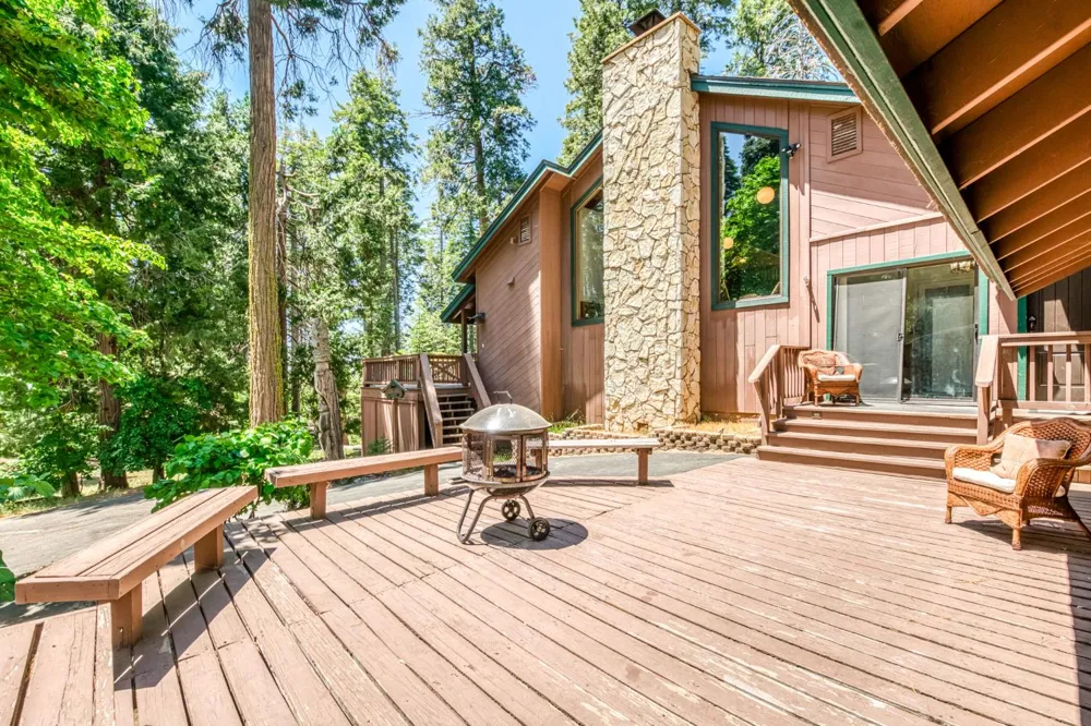 39145 Checkerbloom Lane Shaver Lake, CA 93664