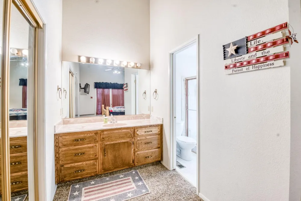 39145 Checkerbloom Lane Shaver Lake, CA 93664