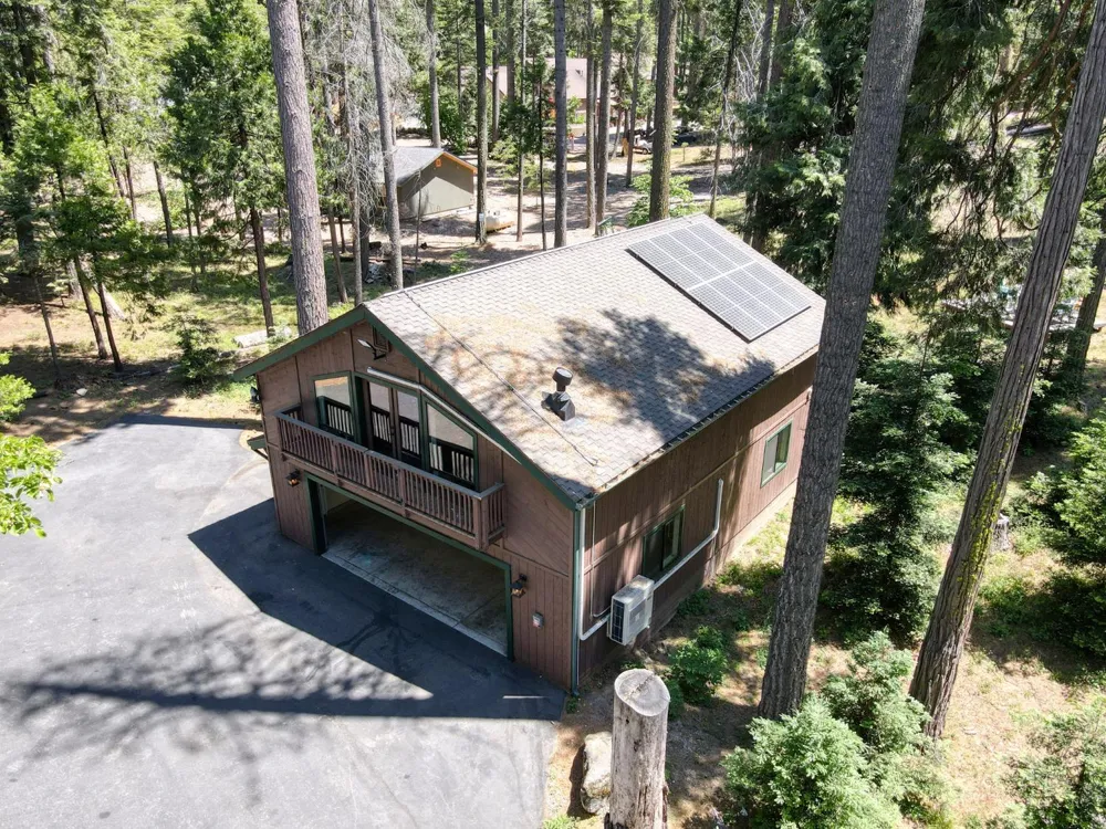 39145 Checkerbloom Lane Shaver Lake, CA 93664