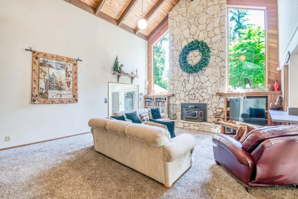 39145 Checkerbloom Lane Shaver Lake, CA 93664