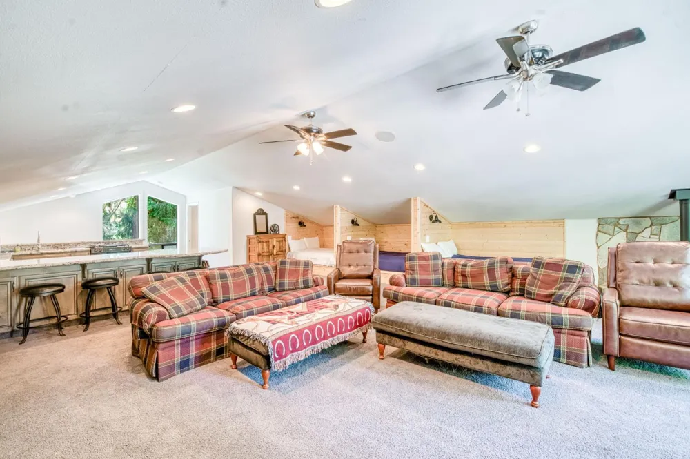 39145 Checkerbloom Lane Shaver Lake, CA 93664