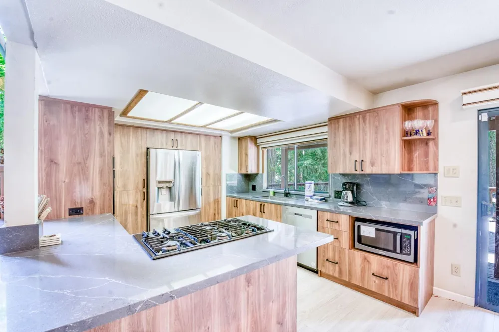 39145 Checkerbloom Lane Shaver Lake, CA 93664