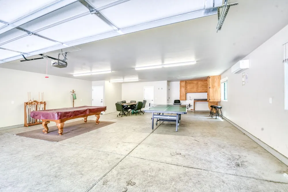 39145 Checkerbloom Lane Shaver Lake, CA 93664