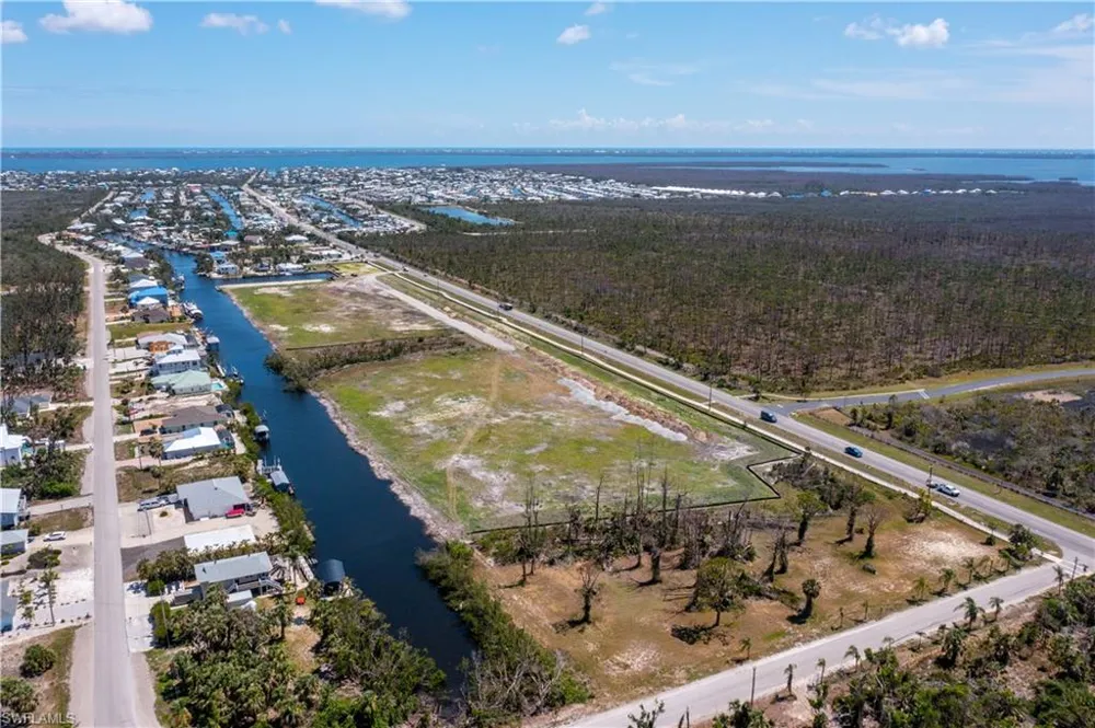 3810 Stringfellow Road St. James City, FL 33956