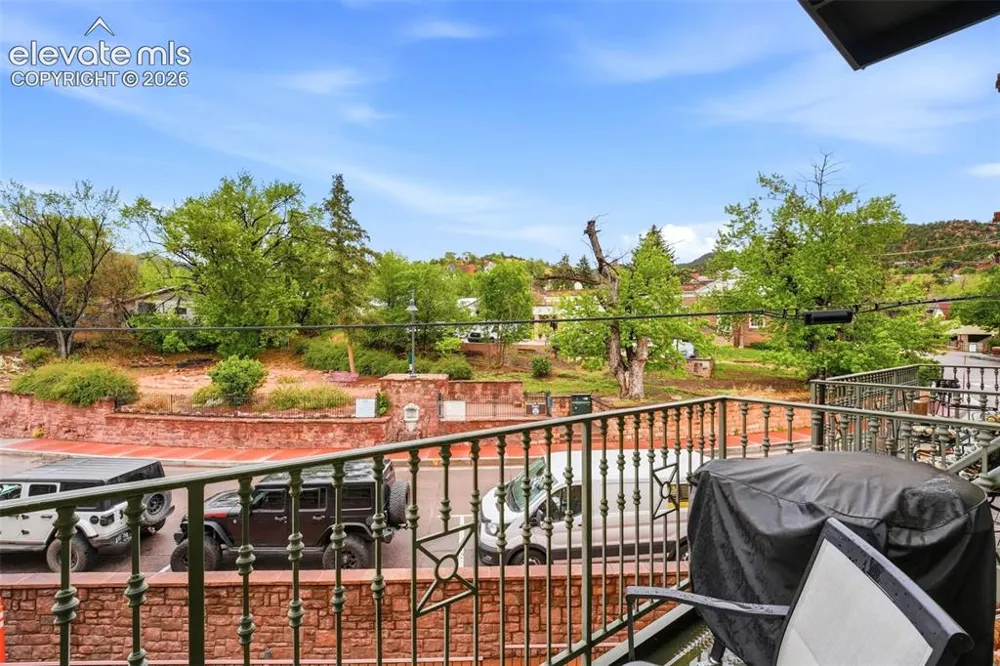 934 Manitou Avenue #212 Manitou Springs, CO 80829