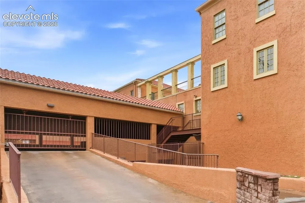 934 Manitou Avenue #212 Manitou Springs, CO 80829