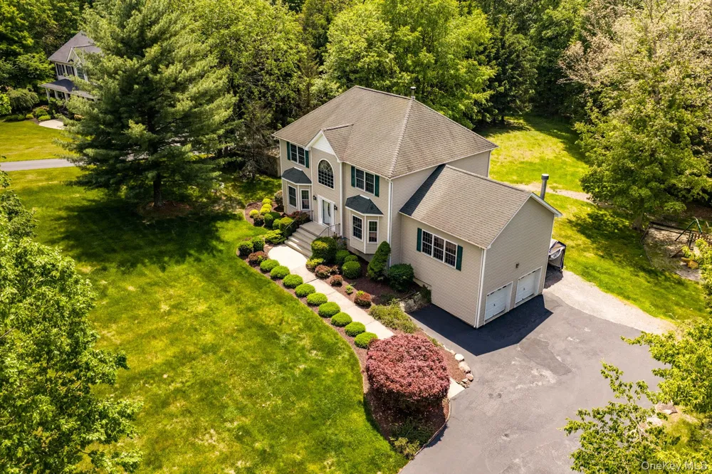 41 Philip Drive Montgomery, NY 12549